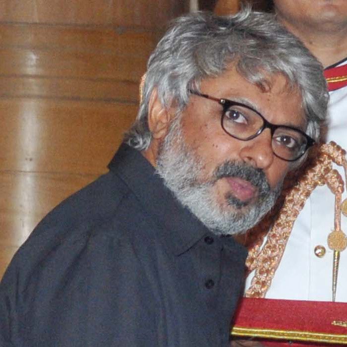 Bhansali skips teaser, plans immersive Love & War launch