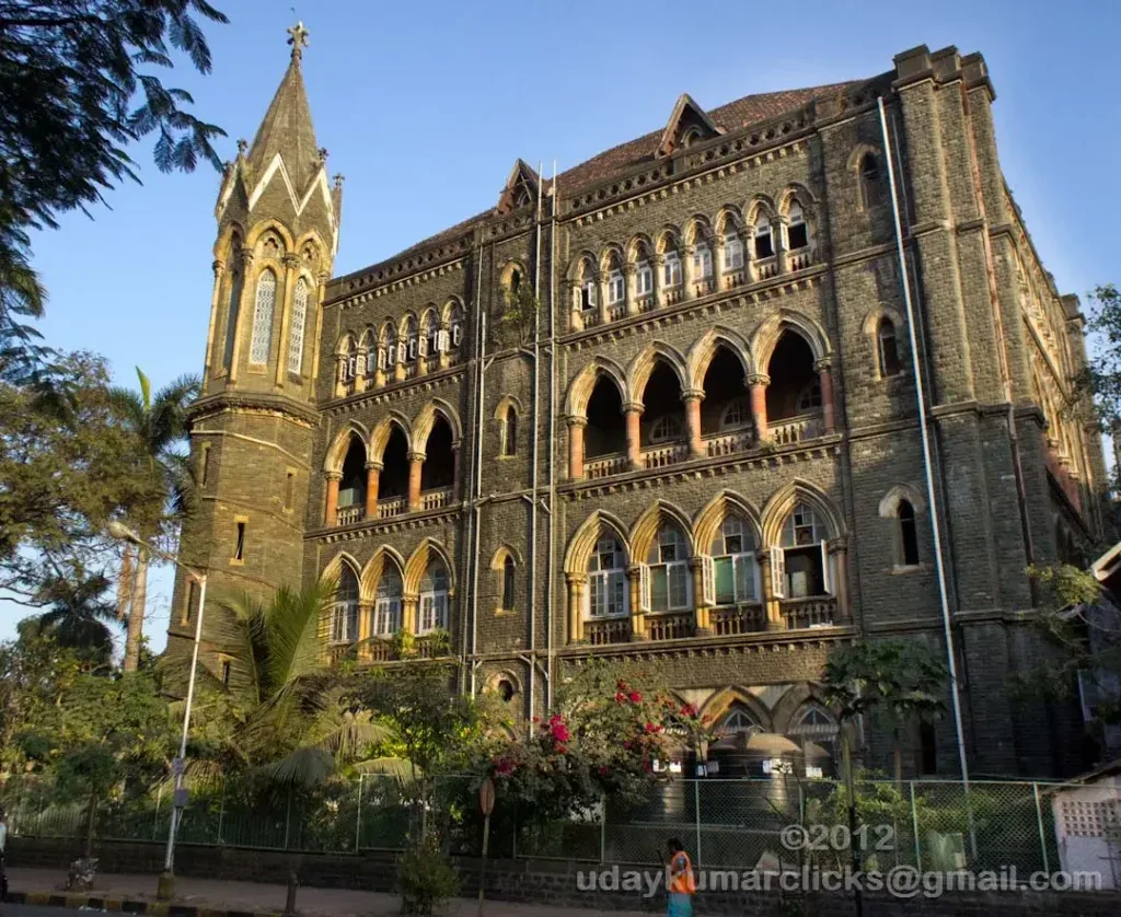 Bombay HC bans firecrackers on Mumbai roads