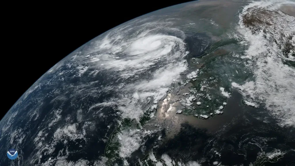Cyclone Arnab to hit Andhra on October 28